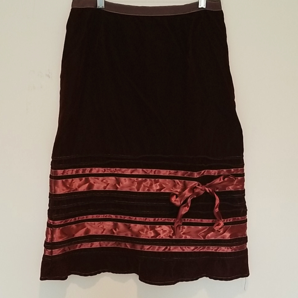 Skirt brown velvet with copper satin trim (S)